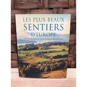 Les Plus Beaux Sentiers d'Europe Coffee Table Book - Green Landscape Cover